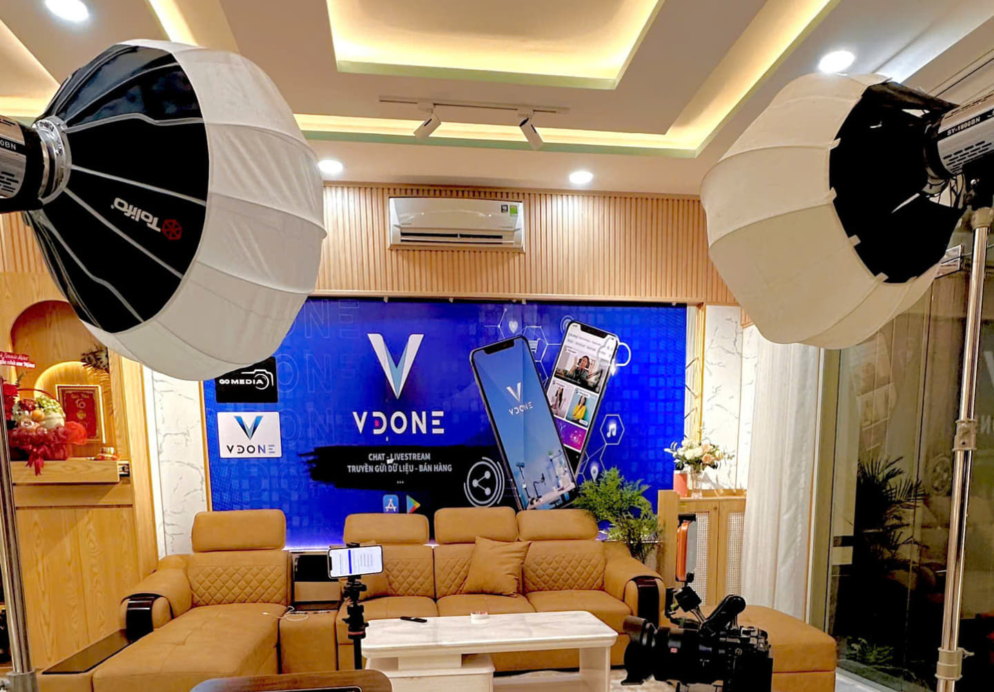 EKIP VDONE SẴN SÀNG LIVESTREAM TALKSHOW CHỦ THẺ